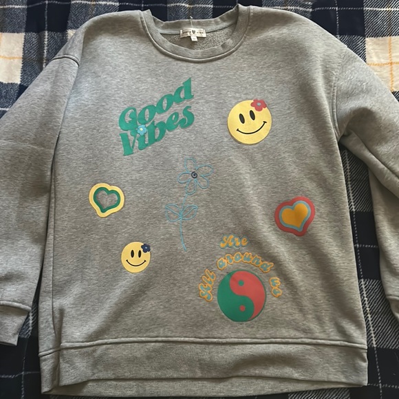 LG Stella Viva Long Sleeve Grey Graphic Shirt - Picture 1 of 2